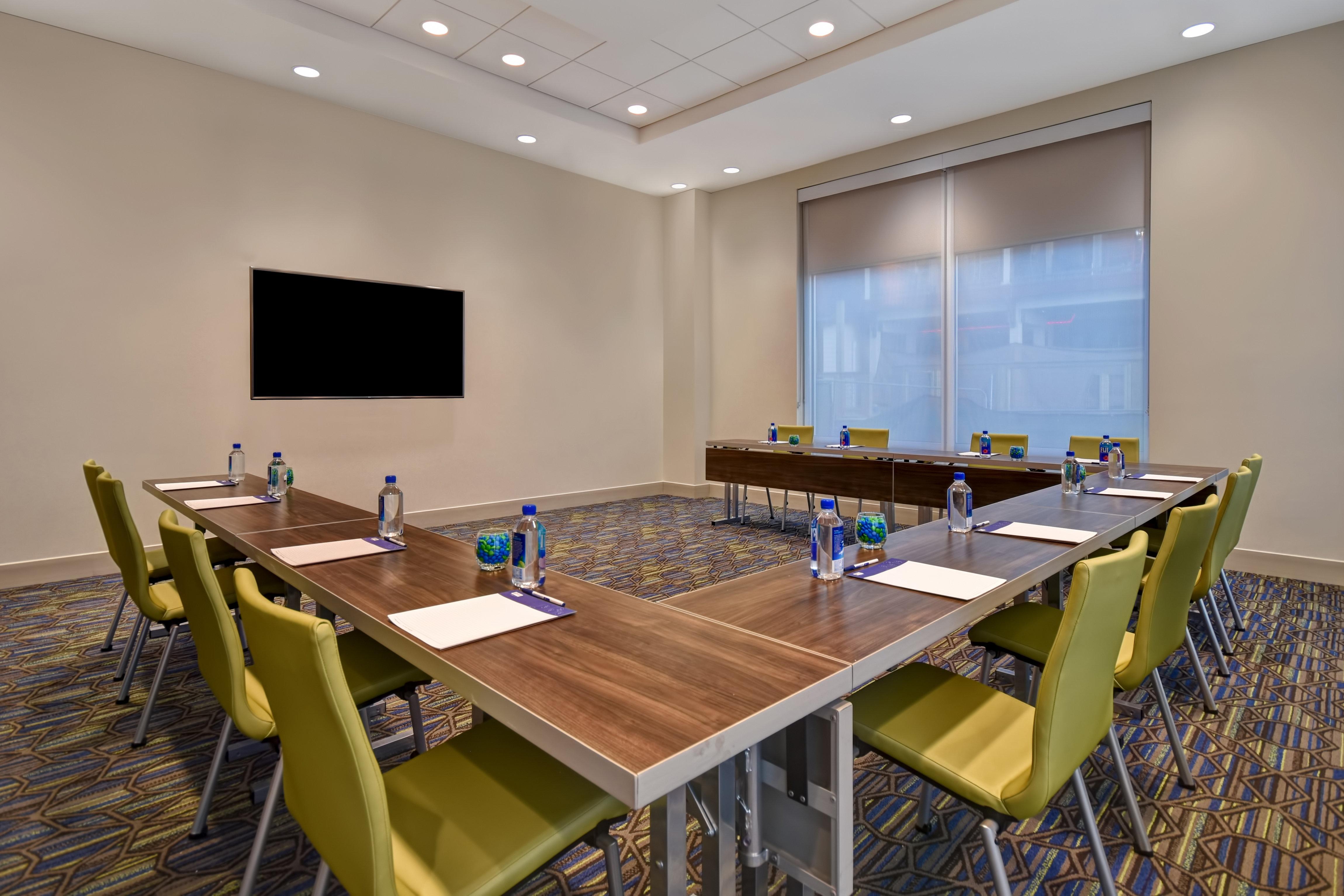 Express & - By Ihg