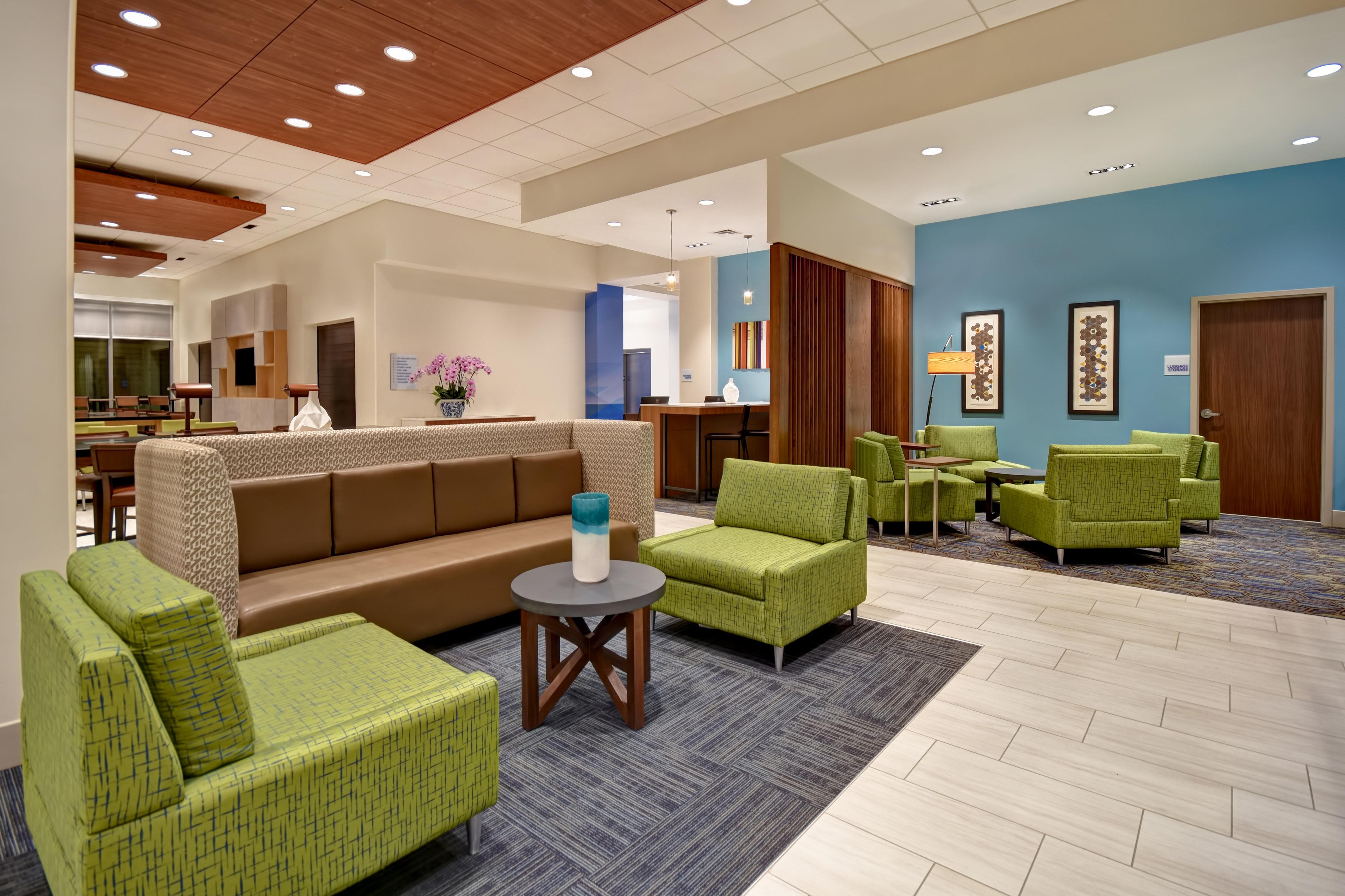Hotel Express & - By Ihg 3*